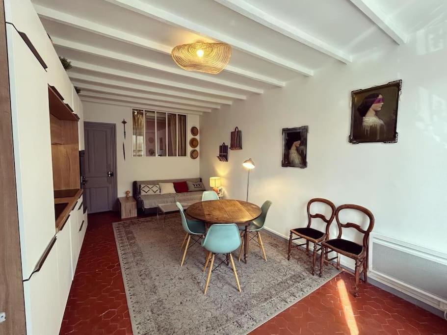 Centre Historique Les Thermes T3 Hyper Centre Balcon *